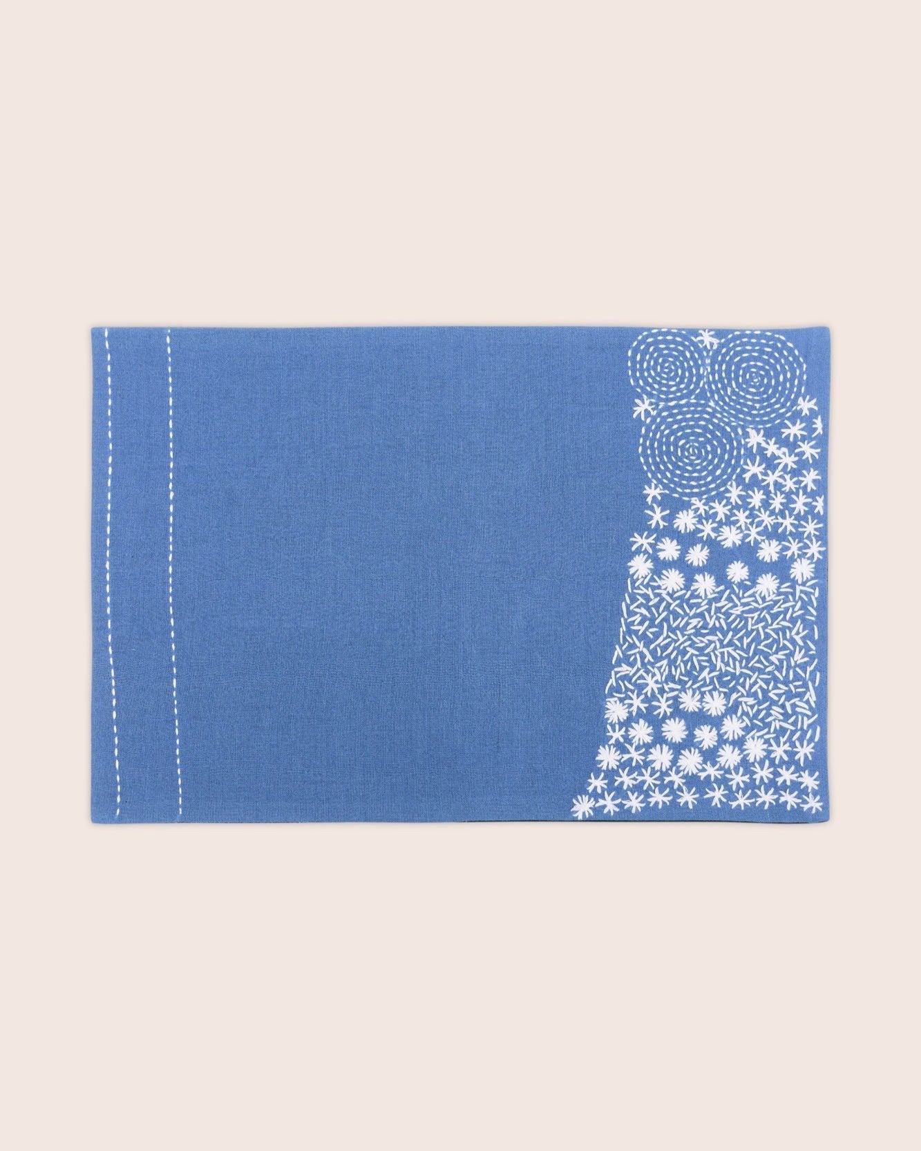 SIRIMIRI - Dining Set Of Table Runner And 8 Table Mat - Veaves