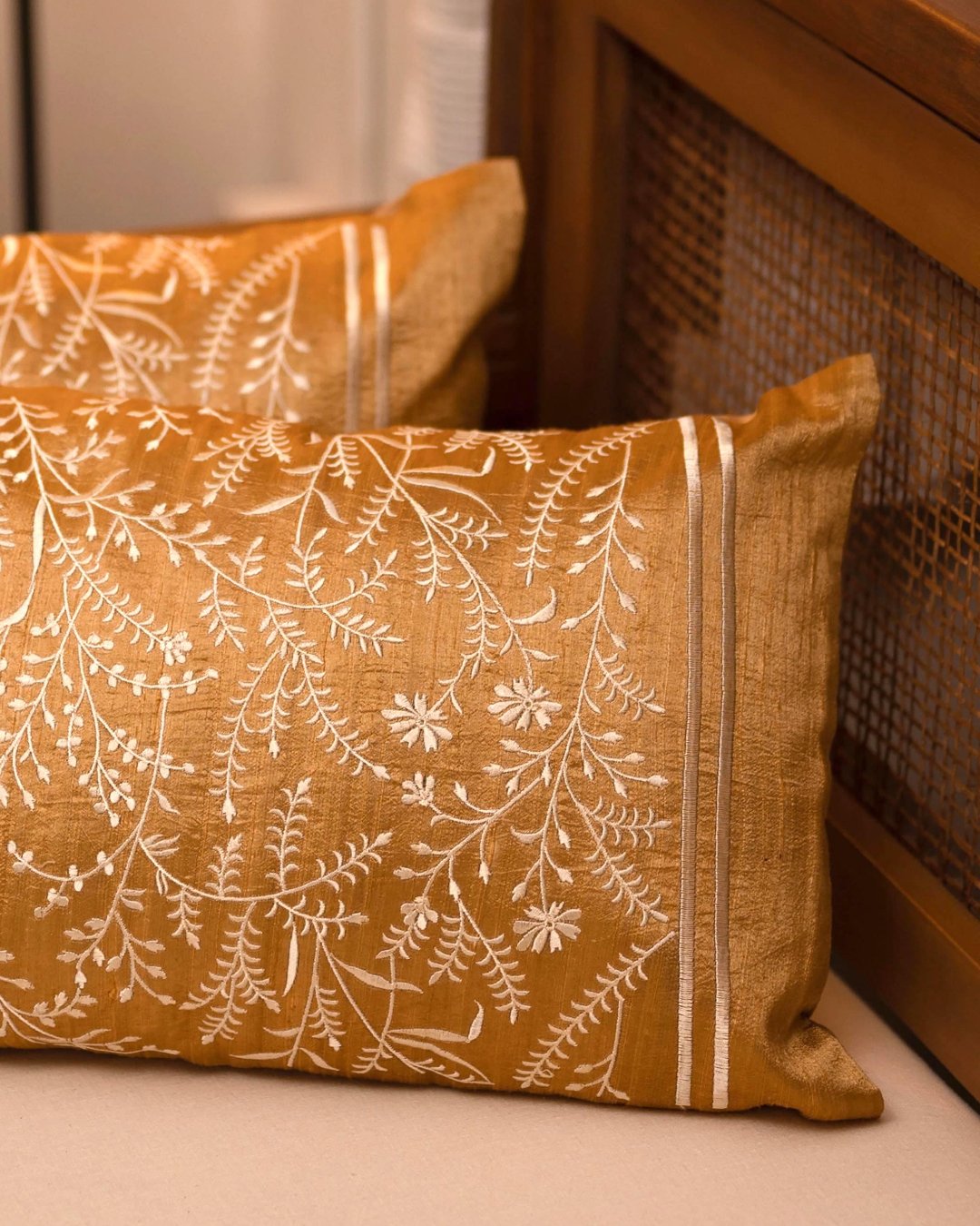 Vivienne Handwoven Cushion Cover 4
