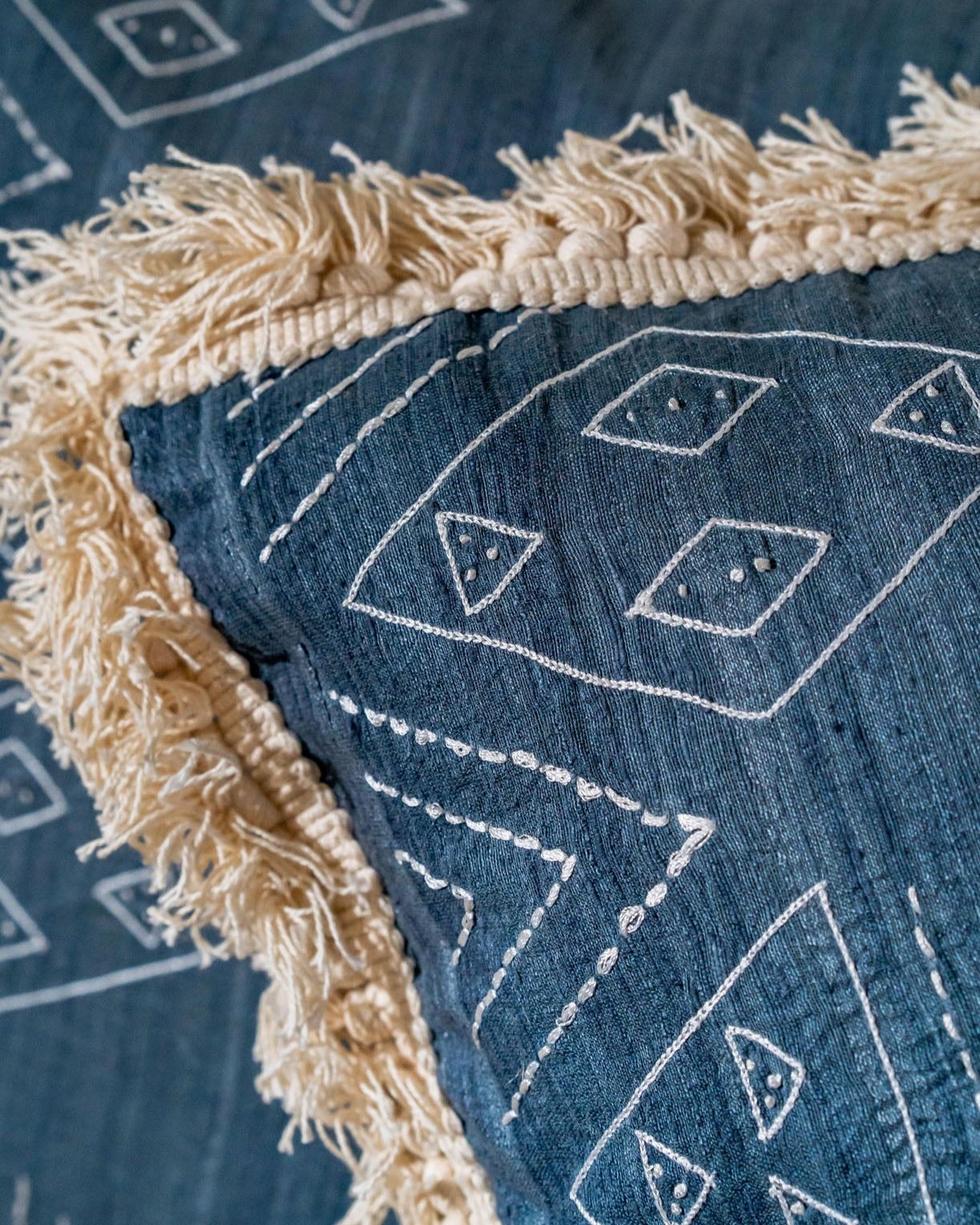 Mirar Fijamente handmade Cushion Set of 2