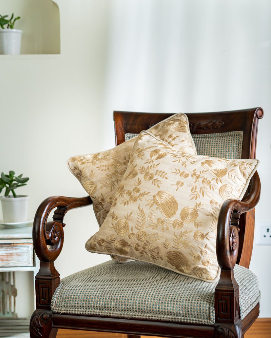 Runnel Handwoven Cushion Cover 6
