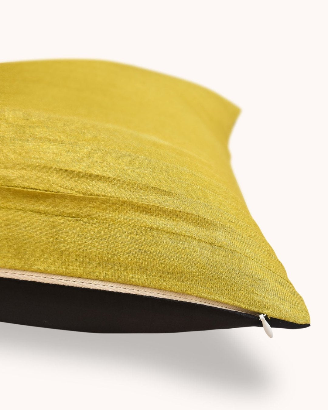 Silicon Handwoven Cushion Cover 3