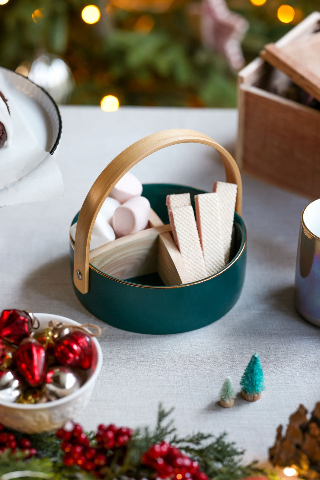 Green Ceramic Basket Serveware
