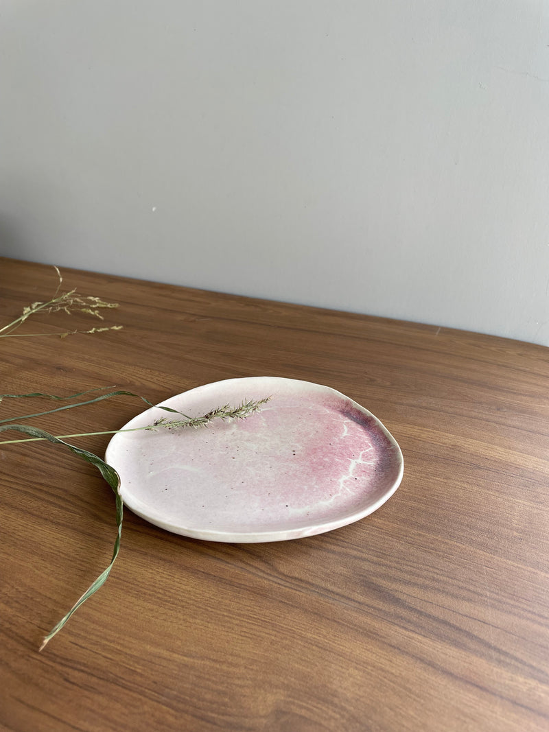 Pink textured ceramic plate