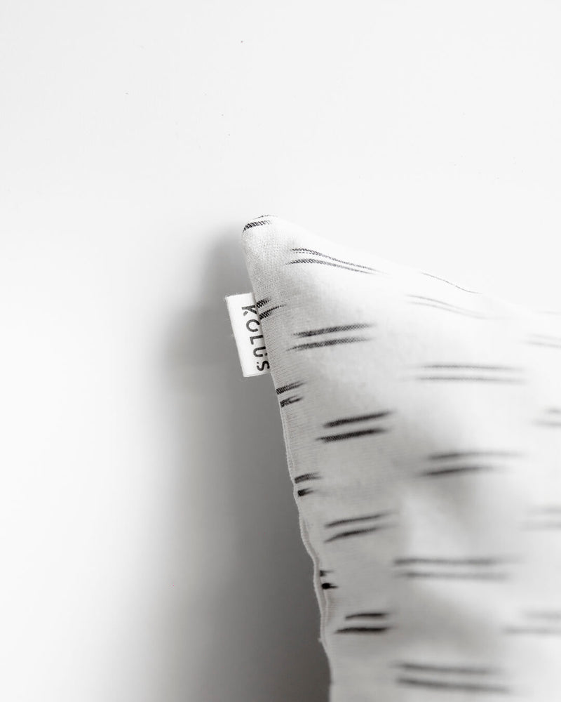Kolus white cushion covers